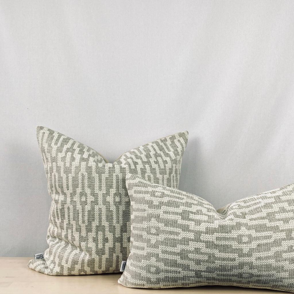 Furn Jim Thompson Cushion - Cream Brown