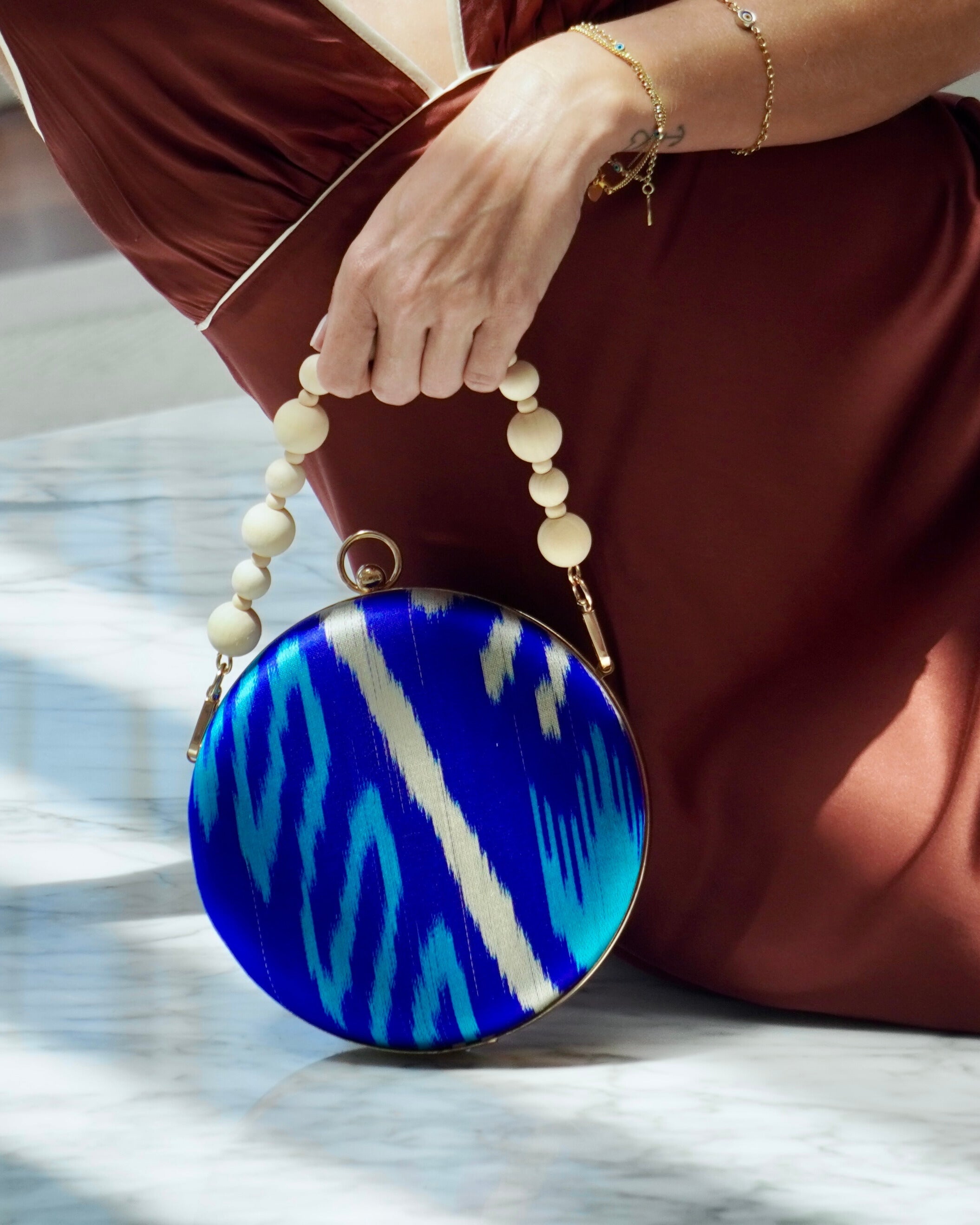 Whether carried in-hand or styled with minimalist sophistication, this Frankitas bag is perfect for those who celebrate craftsmanship, culture, and conscious fashion.